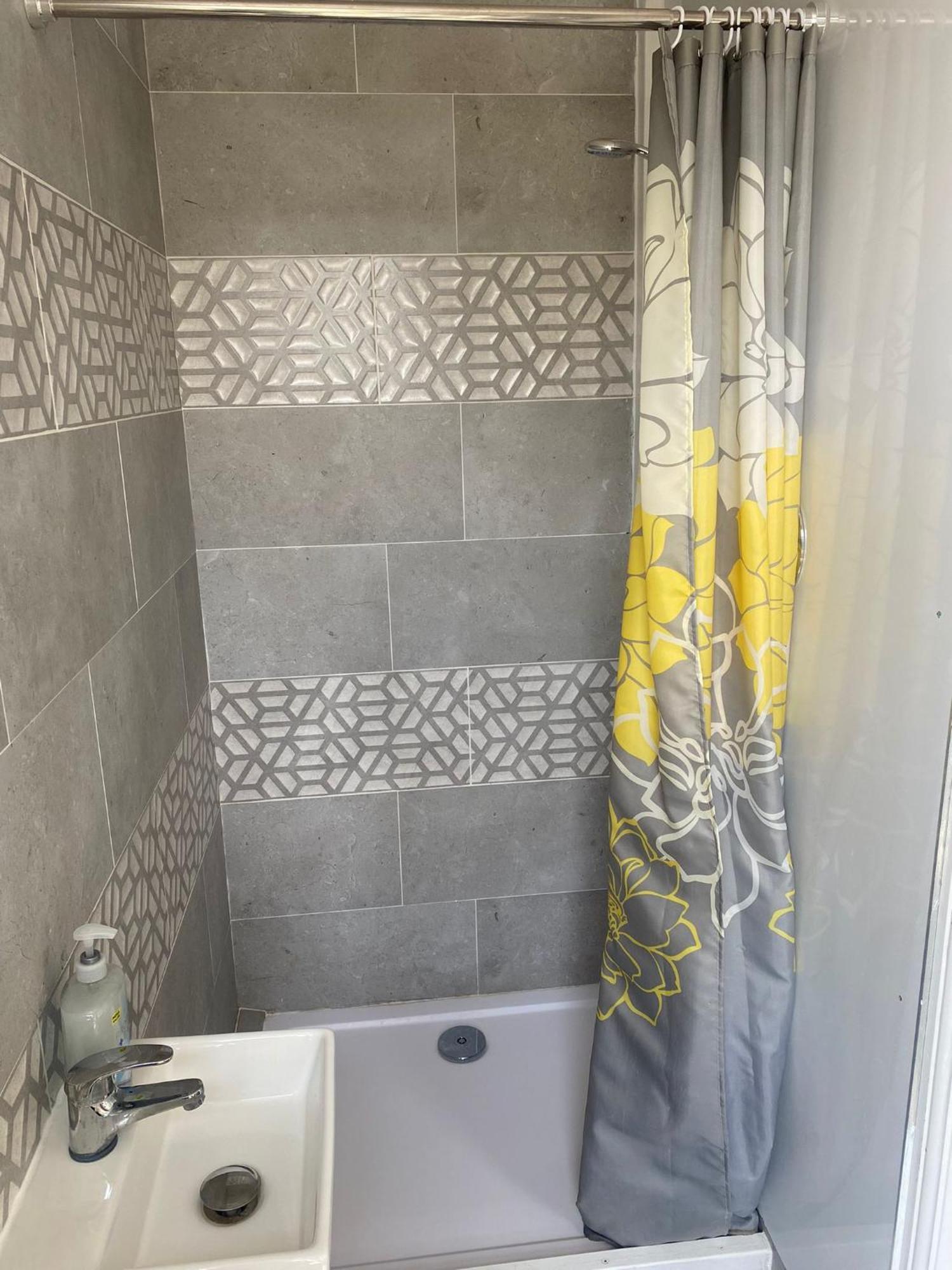 London Rental Carshalton Ngoại thất bức ảnh